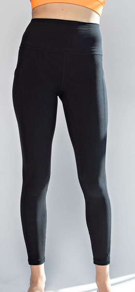 THE BOUTIQUE - BLACK BUTTER YOGA PANTS WITH SIDE POCKETS